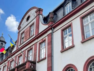 Eltville: Rathaus und andere Verwaltungsstellen am Festmontag nur bis 10.30 Uhr geöffnet
