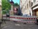Gefahr an historischer Fassade: Am Römertor zwischen Hausnummern 4 und 7 gesperrt