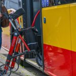 Hanau bietet praktische Schulung zur sicheren Rollatornutzung im Bus an