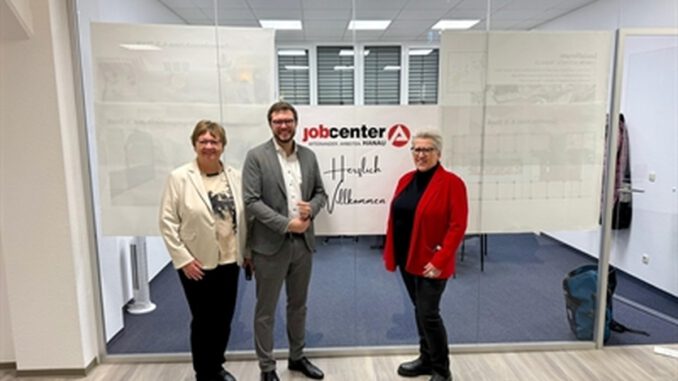 Hanau eröffnet zentrales Sozialforum: Sozialamt und Jobcenter ziehen in gemeinsames Haus