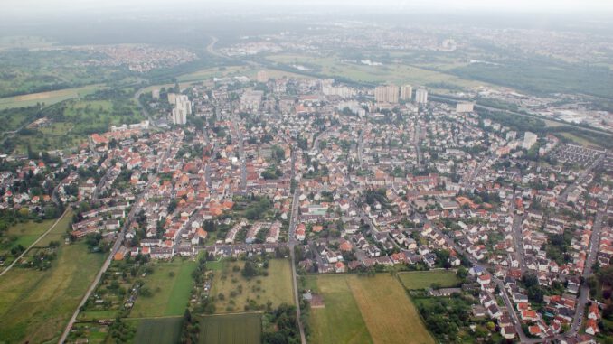 Maintal für 30 Jahre Mitgliedschaft im Klima Bündnis geehrt