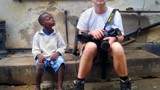 Menschen im Fokus: Ausstellung von Jens Grossmann endet mit Künstlergespräch