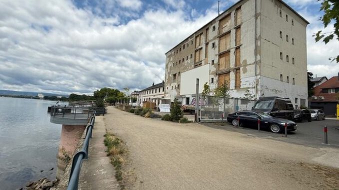 Musikinstrumentenbauer Heckel übernimmt Zollspeicher in Biebrich