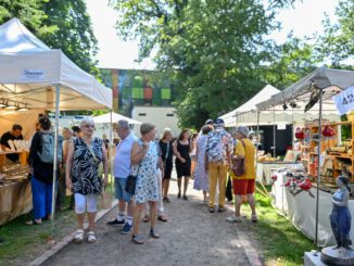 Schlossgarten Hanau bietet vier Tage Wein, Handwerk und zwölf Musikauftritte