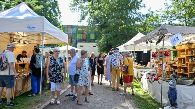 Schlossgarten Hanau bietet vier Tage Wein, Handwerk und zwölf Musikauftritte Schlossgarten Hanau bietet vier Tage Wein, Handwerk und zwölf Musikauftritte
