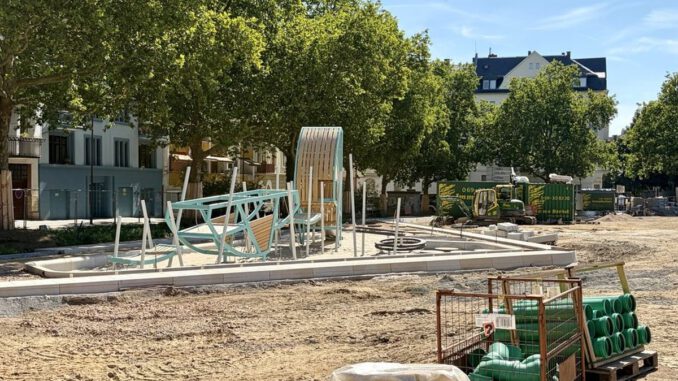 Vom Parkplatz zum Park: Elsässer Platz wird neues Stadtklimaprojekt Vom Parkplatz zum Park: Elsässer Platz wird neues Stadtklimaprojekt