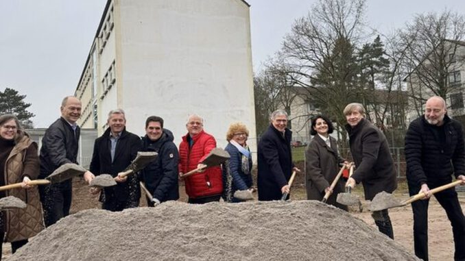Wiesbaden startet Erweiterungsbau an Kohlheckschule mit Mensa, Ganztag und Doppelsporthalle