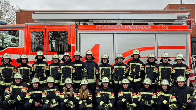 Wiesbaden startet nach Ausbildermangel wieder Grundausbildung für Freiwillige Feuerwehr Wiesbaden startet nach Ausbildermangel wieder Grundausbildung für Freiwillige Feuerwehr