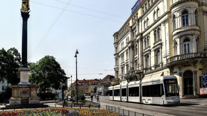 Zara Secret Vermögen: Enthüllungen über ihren Reichtum und Lebensstil